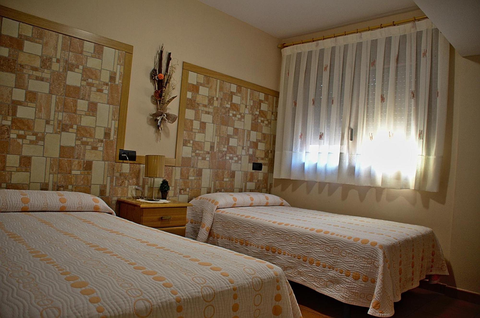 Maison d'hôtes Casa Oliva La Bodegueta à Abiego Extérieur photo